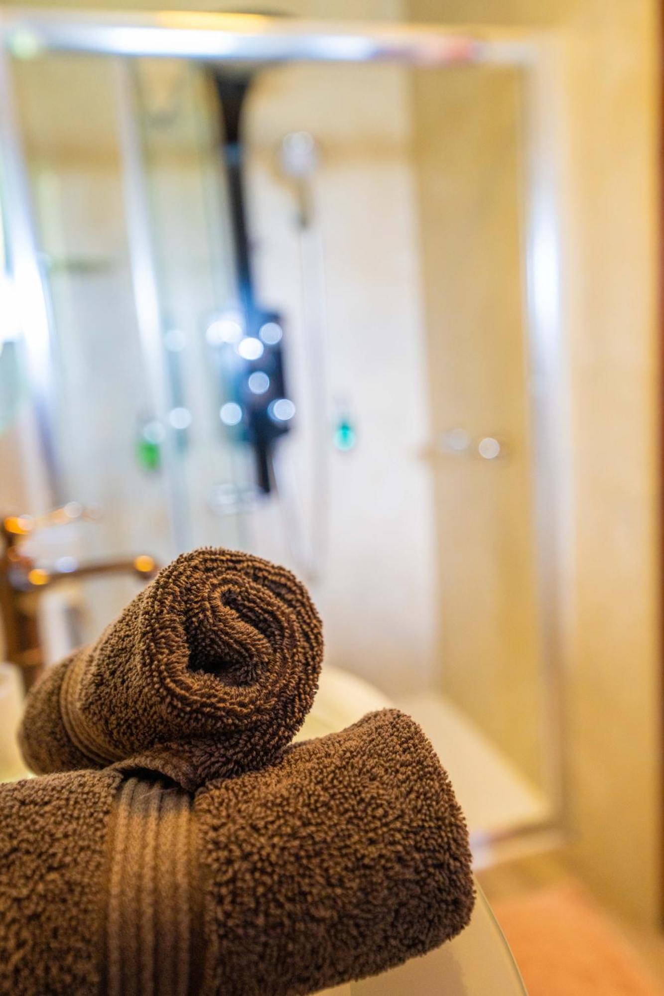 Ferndale Luxury Boutique Bed & Breakfast Keel  Екстер'єр фото
